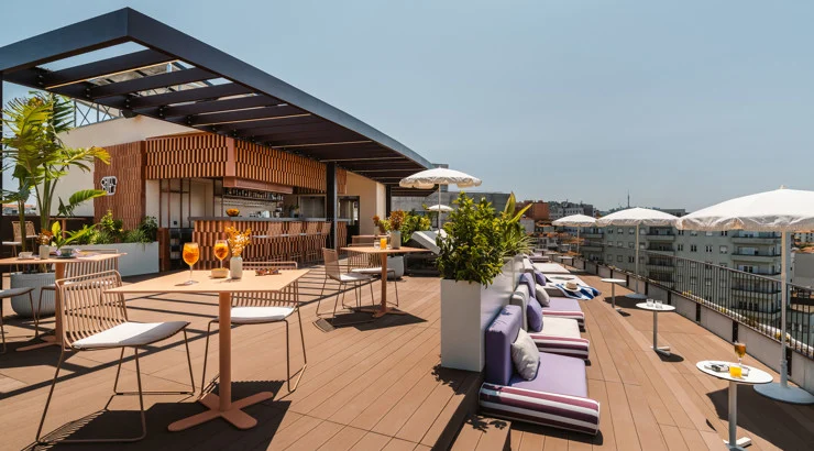 Pool and Bar